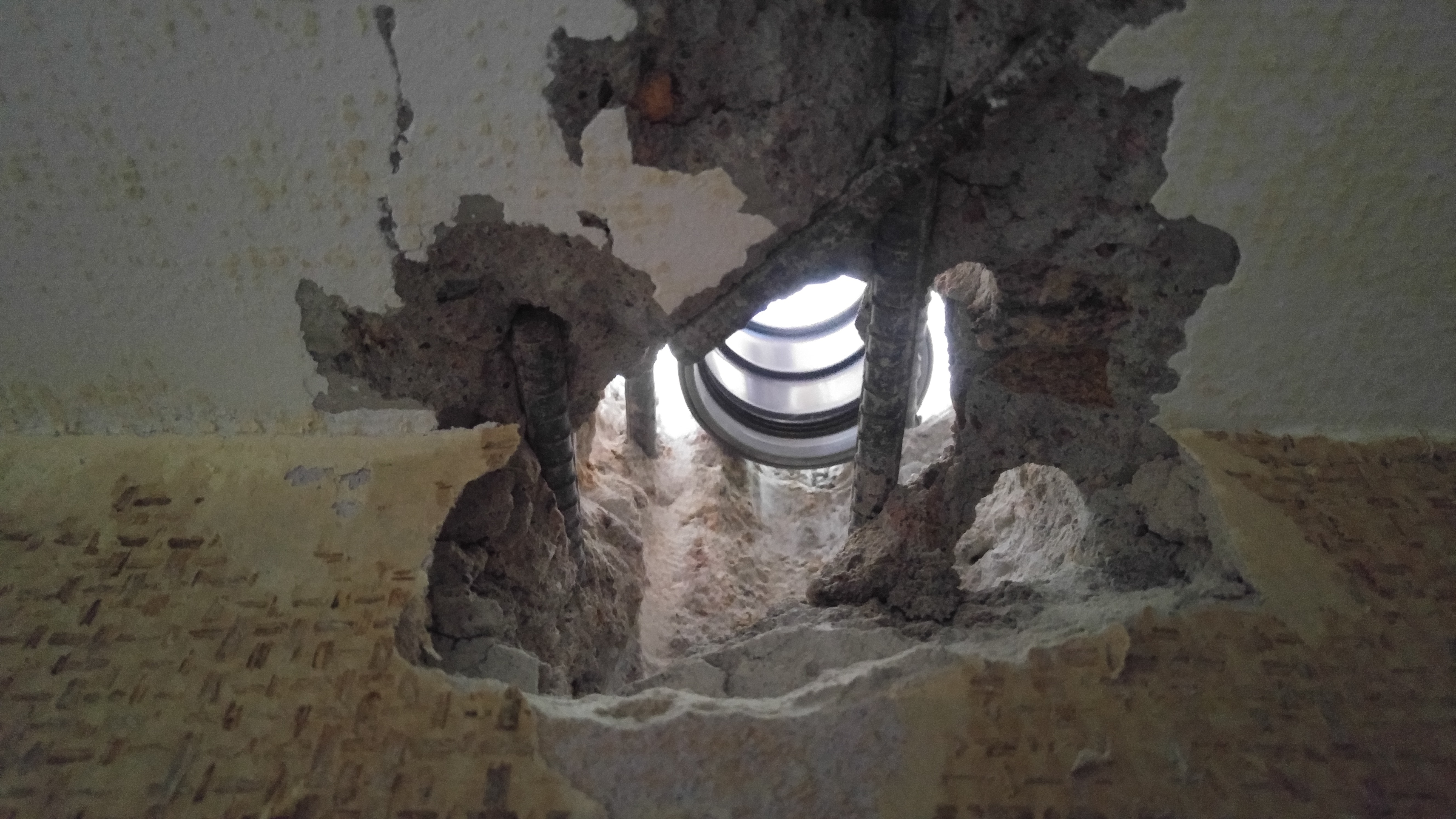 Köksavlopp – på väg ner i källaren