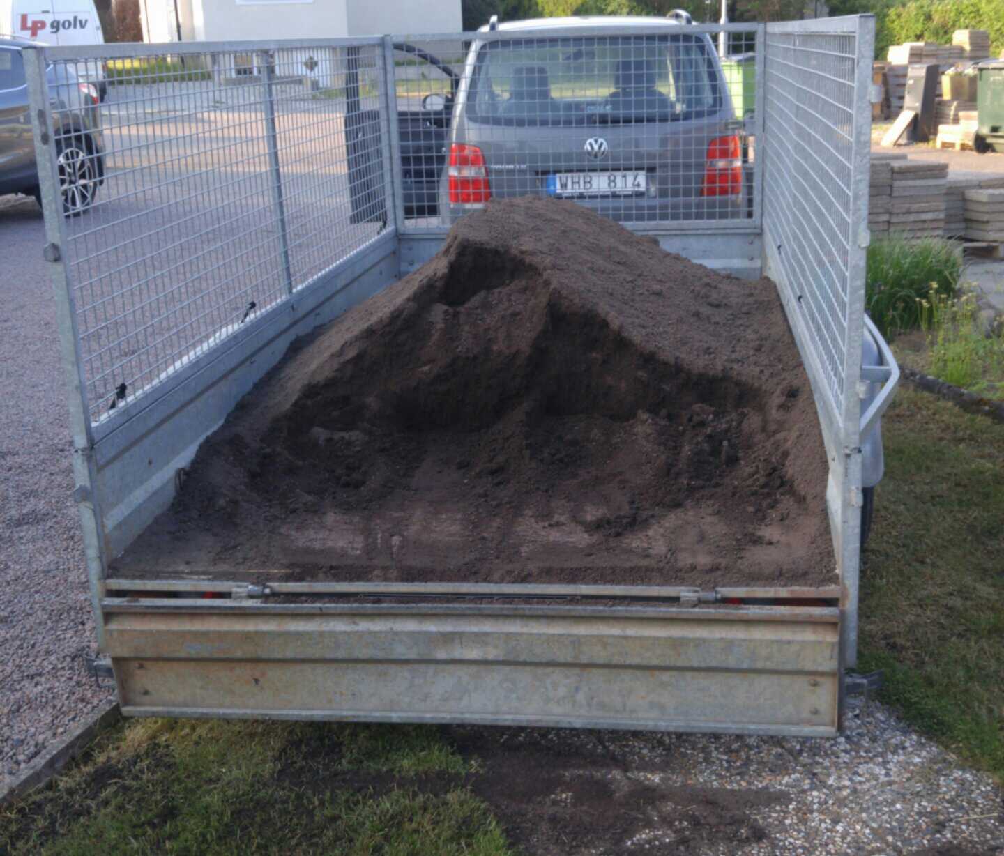 Toppdressning av gräsmattan